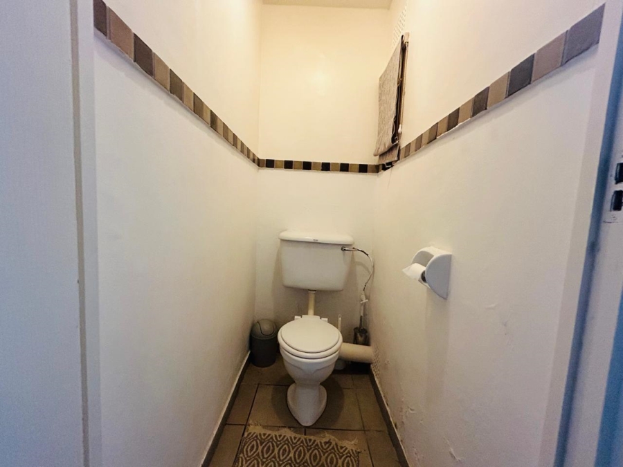 2 Bedroom Property for Sale in Baysville Eastern Cape